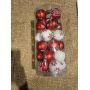SET DE BOULES DE NOEL BLANC ET ROUGE FLOCONS